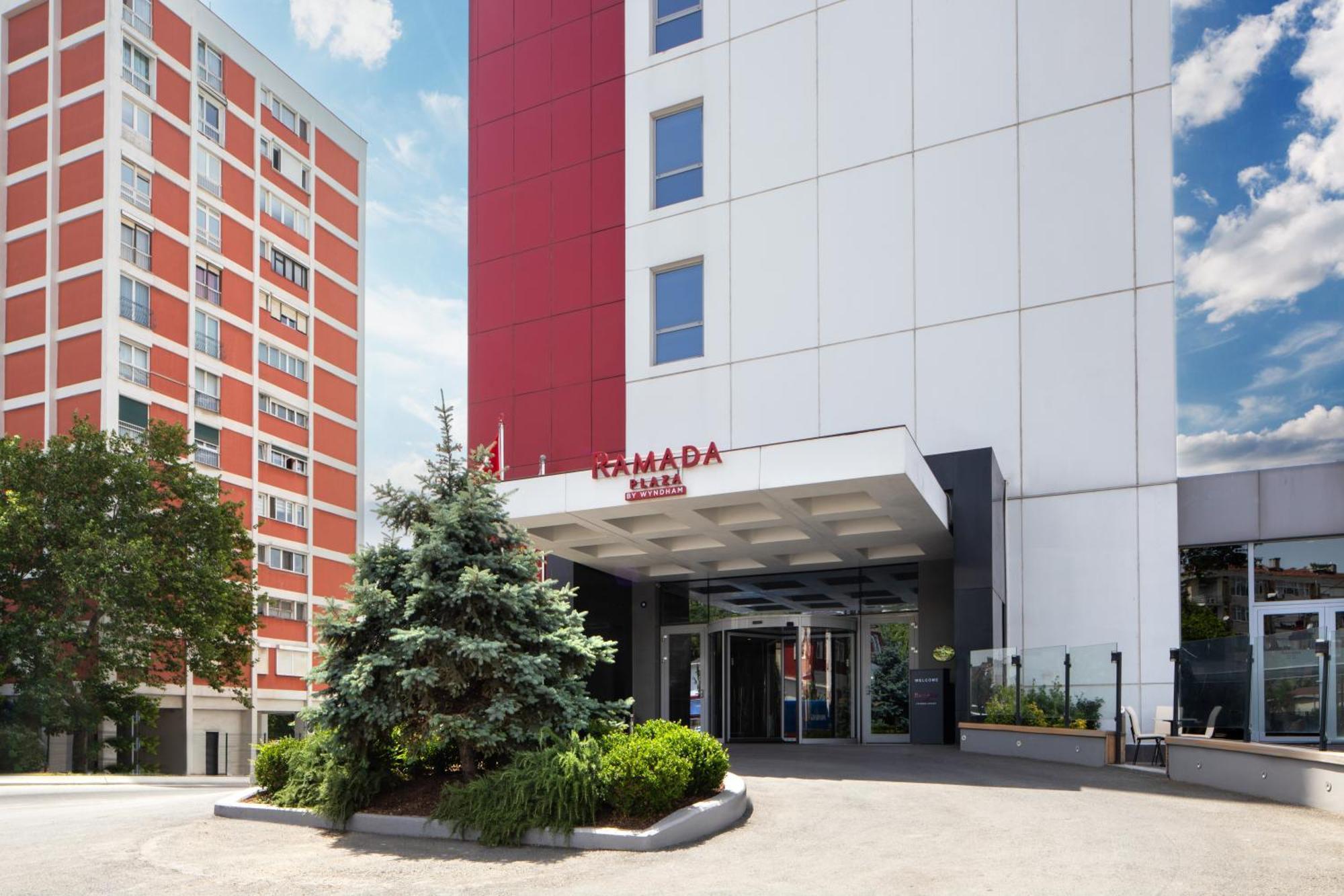 Hotel Ramada Plaza By Wyndham Istanbul Atakoy Exterior foto