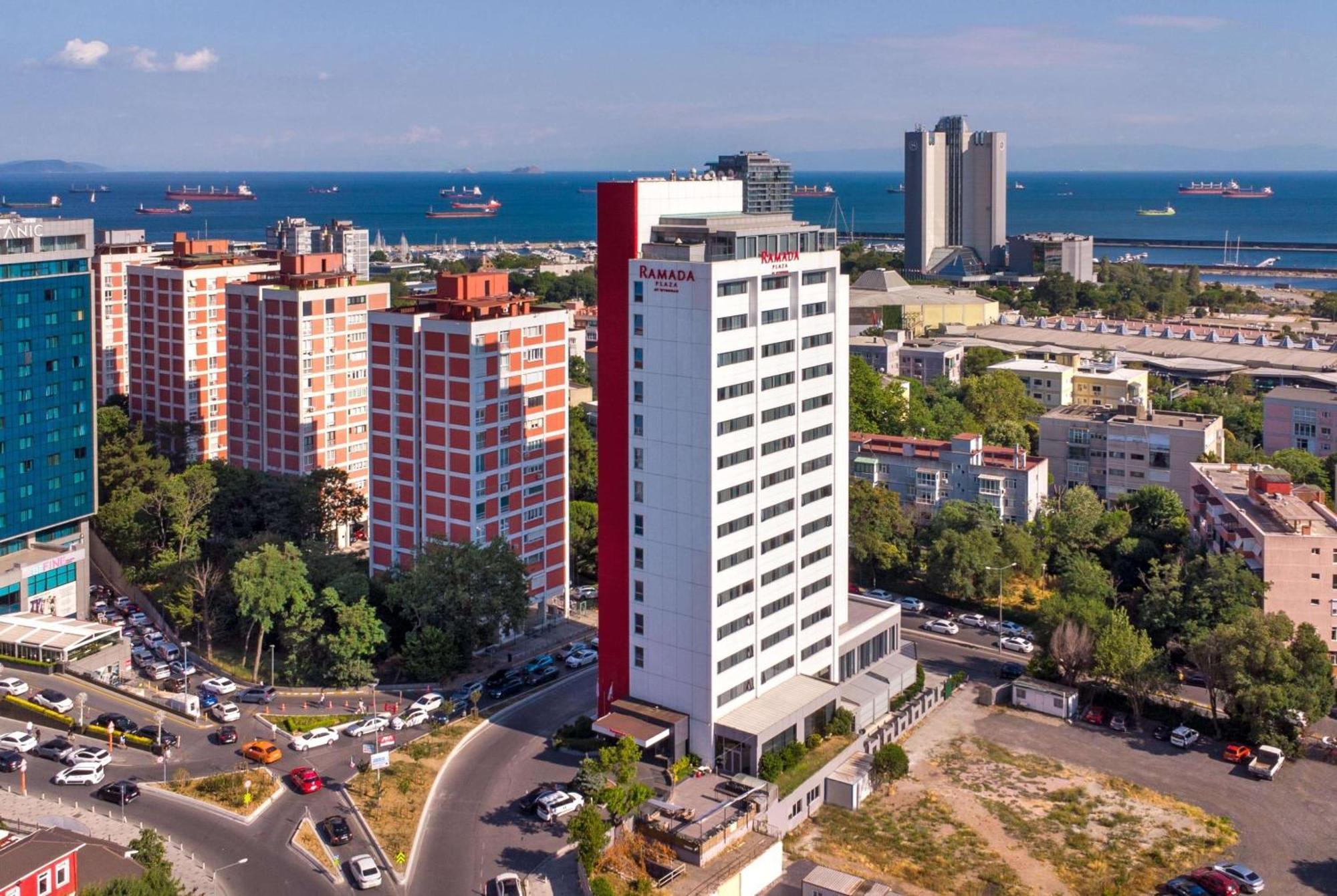 Hotel Ramada Plaza By Wyndham Istanbul Atakoy Exterior foto
